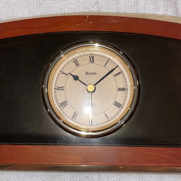 Bulova desk/table clock - Picture 2 of 10